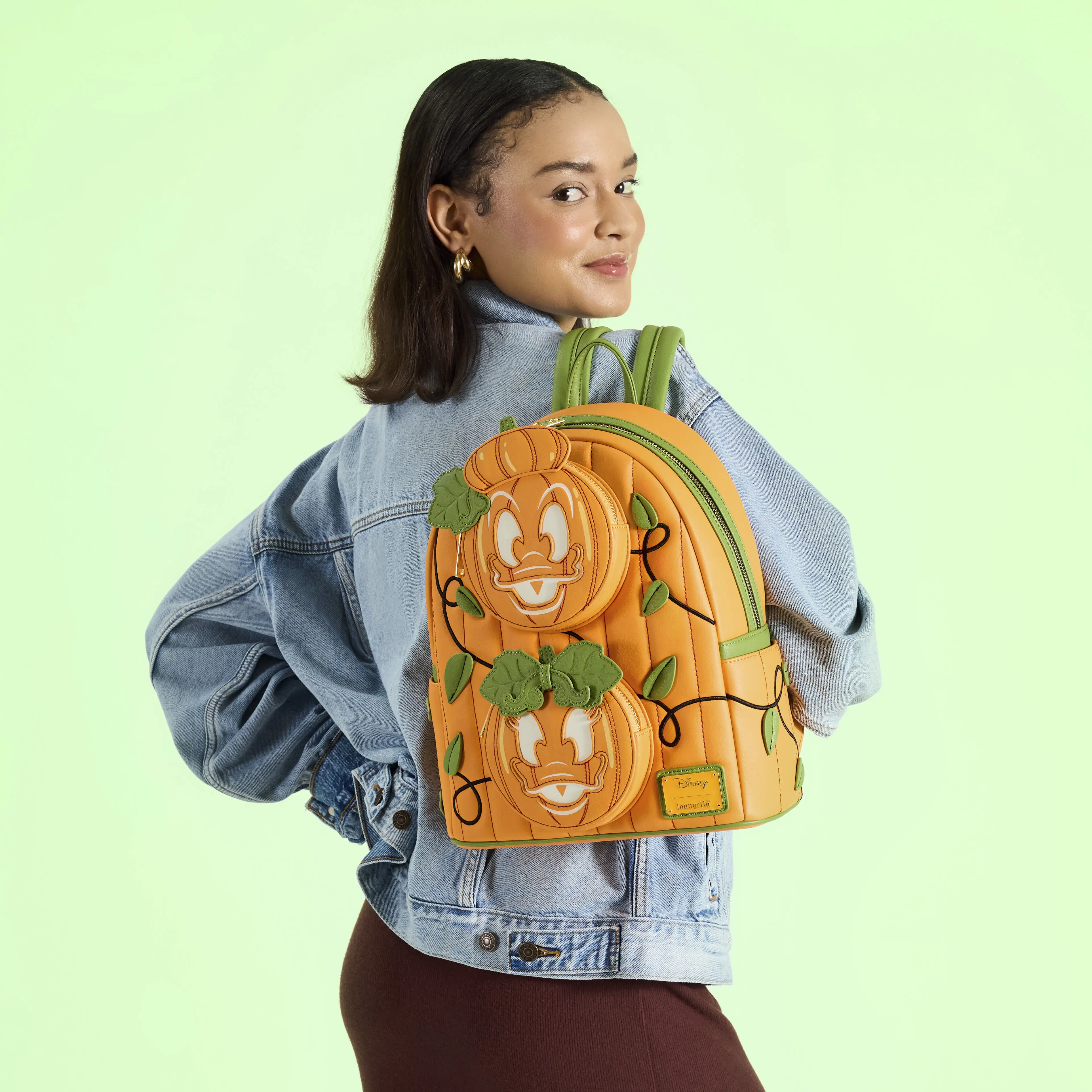 Donald & Daisy Jack-o'-Lantern Exclusive Glow Mini Backpack - Image 2