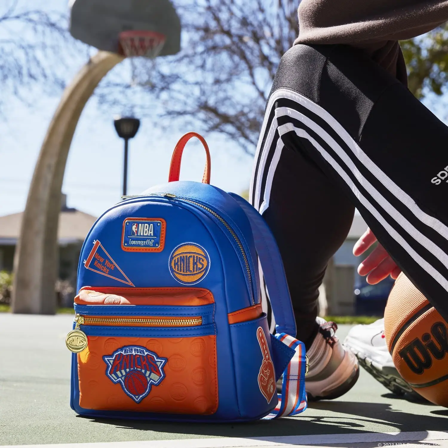 NBA New York Knicks Patch Icons Mini Backpack - Image 2